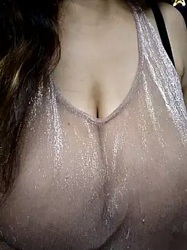 Snapshot of Queen-Of-Big-Boobs chatting on 09-23-25, 04:04 Queen-Of-Big-Boobs online show from 09-23-25, 04:04