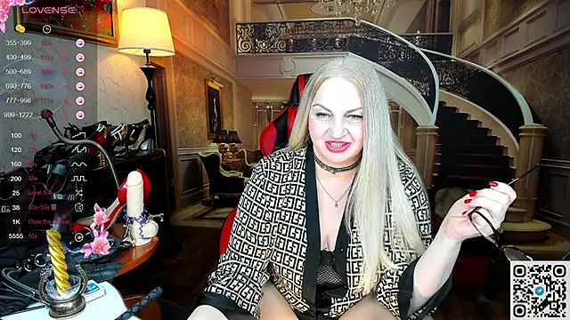 Nina Devillle online show from 04-20-26, 12:57