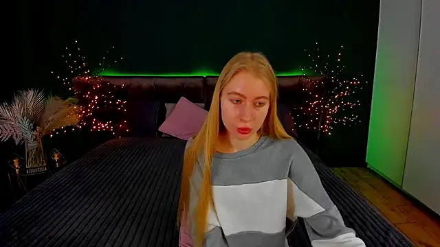 Alina Blonde online show from 09-27-25, 05:45