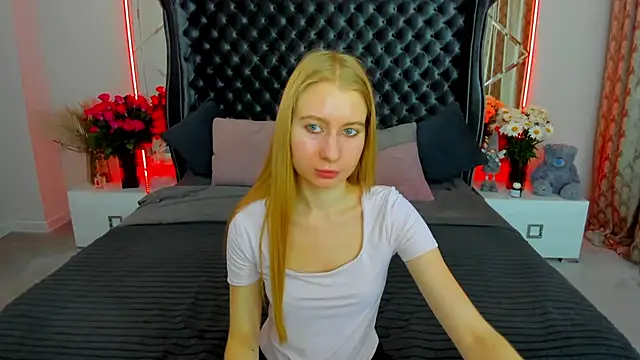 Alina Blonde online show from 06-27-26, 12:22