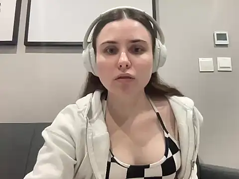 Olyshaa online show from 07-24-26, 08:51