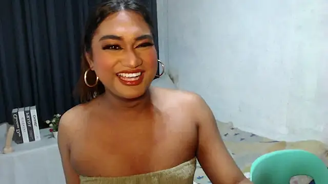 Snapshot of Elysia_Fox chatting on 11-21-25, 03:16 Elysia Fox online show from 11-21-25, 03:16