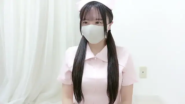  Mia land  online show from 10-31-25, 01:34