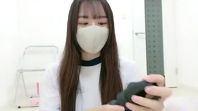 Snapshot of _Mia_land_ chatting on 11-22-25, 01:10 Mia land online show from 11-22-25, 01:10