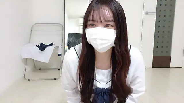 Snapshot of _Mia_land_ chatting on 03-15-26, 01:39 Mia land online show from 03-15-26, 01:39