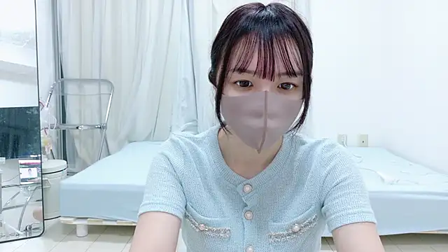  Mia land  online show from 06-26-26, 02:10