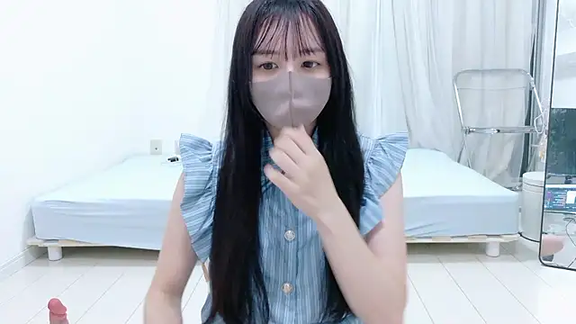  Mia land  online show from 06-28-26, 02:01