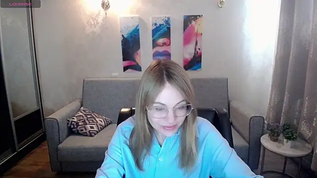 shy hot cat online show from 10-20-25, 06:47