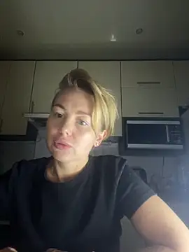 MartaLuna  online show from 11-13-25, 03:33