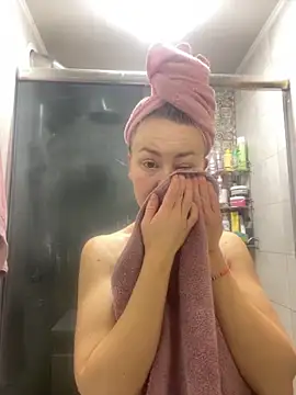 MartaLuna  online show from 12-04-25, 10:35