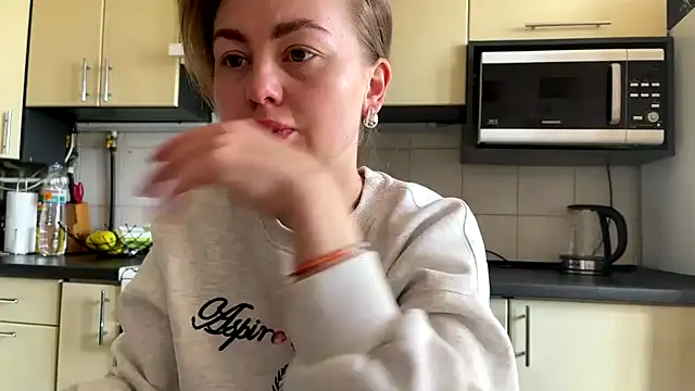 MartaLuna  online show from 04-23-26, 06:14