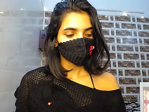 Snapshot of Sweetangle24 chatting on 11-23-25, 04:29 Sweetangle24 online show from 11-23-25, 04:29