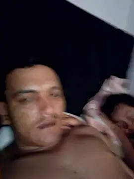 Snapshot of Chloe_y_Dante chatting on 12-04-25, 06:55 Chloe y Dante online show from 12-04-25, 06:55