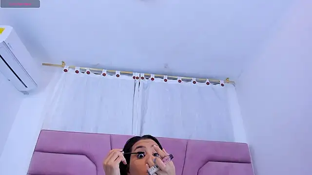 miajhonsonx online show from 02-27-26, 07:36