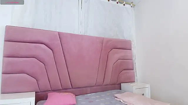 miajhonsonx online show from 03-23-26, 09:08