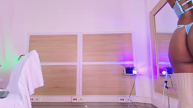 ValeryCortezm online show from 01-17-26, 01:05