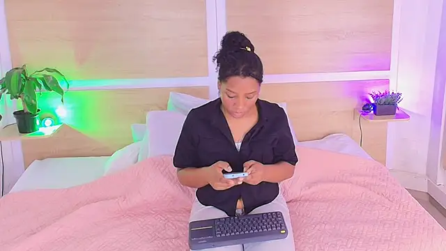 ValeryCortezm online show from 02-05-26, 01:05