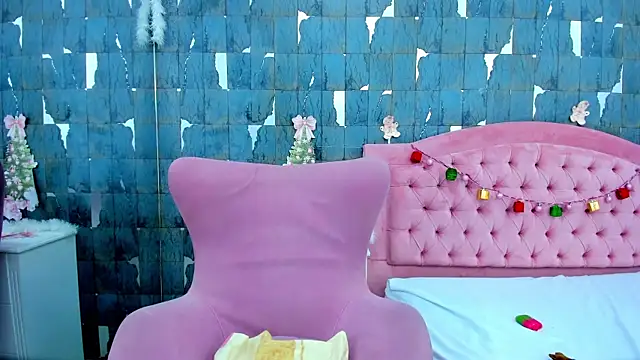 EvelynBun online show from 12-16-25, 09:53