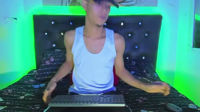 xxKamadevaxx online show from 10-02-25, 12:23