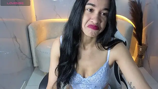 Maia Tx online show from 11-11-25, 01:00