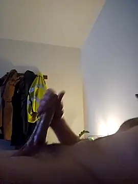 Snapshot of MrWest1887 chatting on 10-01-25, 08:37 MrWest1887 online show from 10-01-25, 08:37