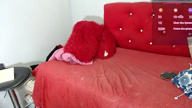 Anthonella duran online show from 11-22-25, 03:44