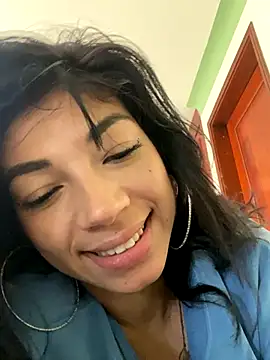 Lesly777  online show from 09-24-25, 03:59