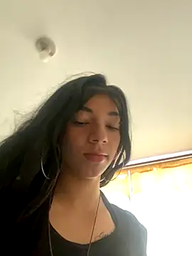 Lesly777  online show from 09-25-25, 01:59