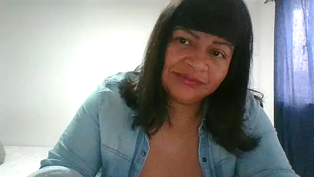 adri89-g online show from 02-12-26, 01:39