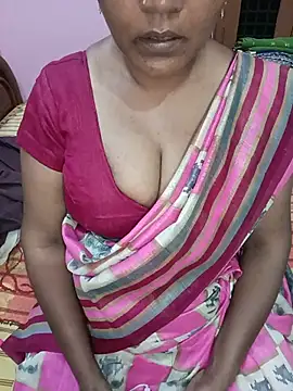 Snapshot of KannadaTamilTeluguBeauty chatting on 06-23-26, 04:27 KannadaTamilTeluguBeauty online show from 06-23-26, 04:27