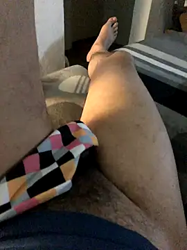 Snapshot of Jonpideme chatting on 10-15-25, 09:37 Jonpideme online show from 10-15-25, 09:37