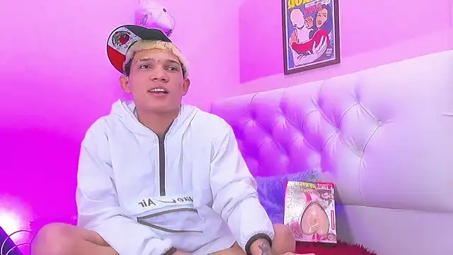 EL VENEZOLANO 22CM online show from 12-17-25, 04:40