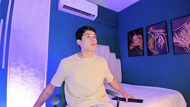 SandroVeyra online show from 10-21-25, 12:44