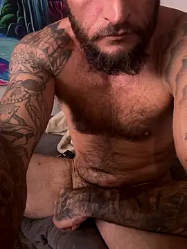 Snapshot of skip69xxx chatting on 10-21-25, 06:36 skip69xxx online show from 10-21-25, 06:36