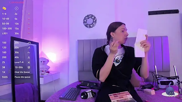 Almaazz online show from 10-24-25, 02:02