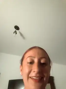 milenacardona online show from 10-18-25, 12:02