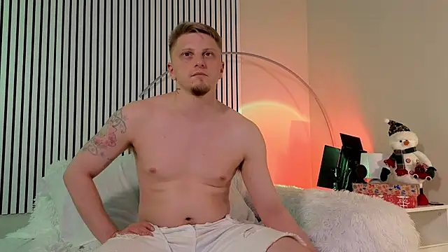 Snapshot of Vincent_Hardman chatting on 11-22-25, 11:15 Vincent Hardman online show from 11-22-25, 11:15