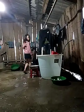 bonnie-00 online show from 10-31-25, 11:50