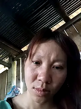 bonnie-00 online show from 04-17-26, 12:46