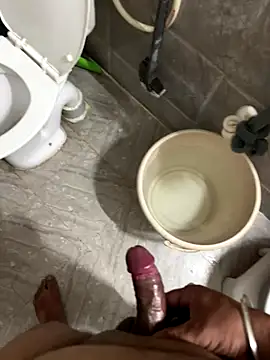 Snapshot of Adityashivani_143 chatting on 10-27-25, 03:21 Adityashivani 143 online show from 10-27-25, 03:21