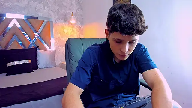 kraven lust online show from 12-20-25, 03:02