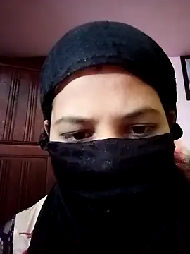 TAMI KAYAL online show from 09-16-25, 07:42