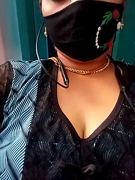 TAMI KAYAL online show from 09-17-25, 07:10