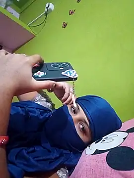 TAMI KAYAL online show from 10-02-25, 10:44