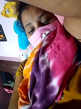 TAMI KAYAL online show from 11-18-25, 04:55