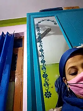 TAMI KAYAL online show from 11-28-25, 04:20