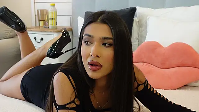 MyaMuse online show from 10-20-25, 09:54