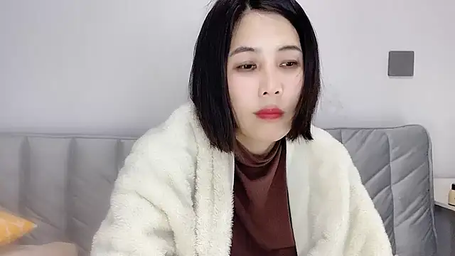 Snapshot of Miraitowa_ chatting on 02-10-26, 02:10 Miraitowa online show from 02-10-26, 02:10