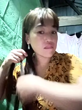 Vuong x online show from 10-06-25, 10:51