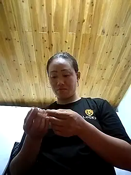 Snapshot of Dung_x chatting on 09-19-25, 01:34 Dung x online show from 09-19-25, 01:34